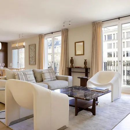 Spacious & Modern - Eiffel Tower * Parigi