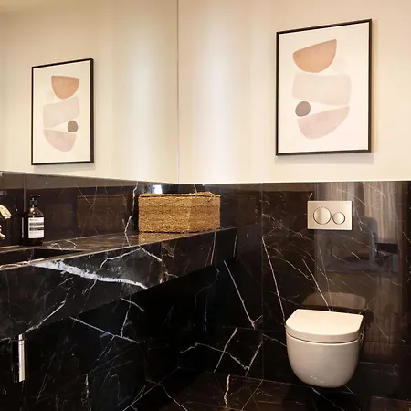 Appartamento Spacious & Modern - Eiffel Tower Parigi