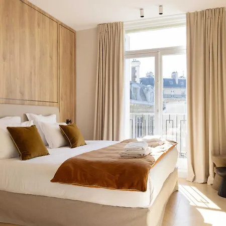Spacious & Modern - Eiffel Tower Apartment *